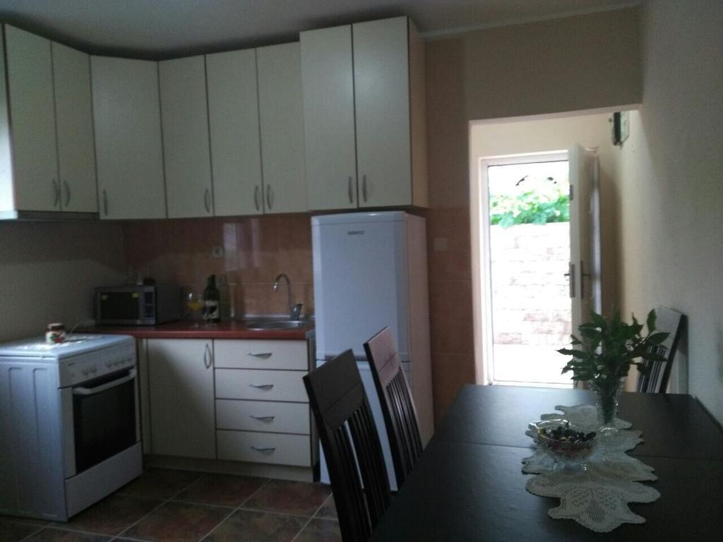 קוטור Apartmani Cuce מראה חיצוני תמונה